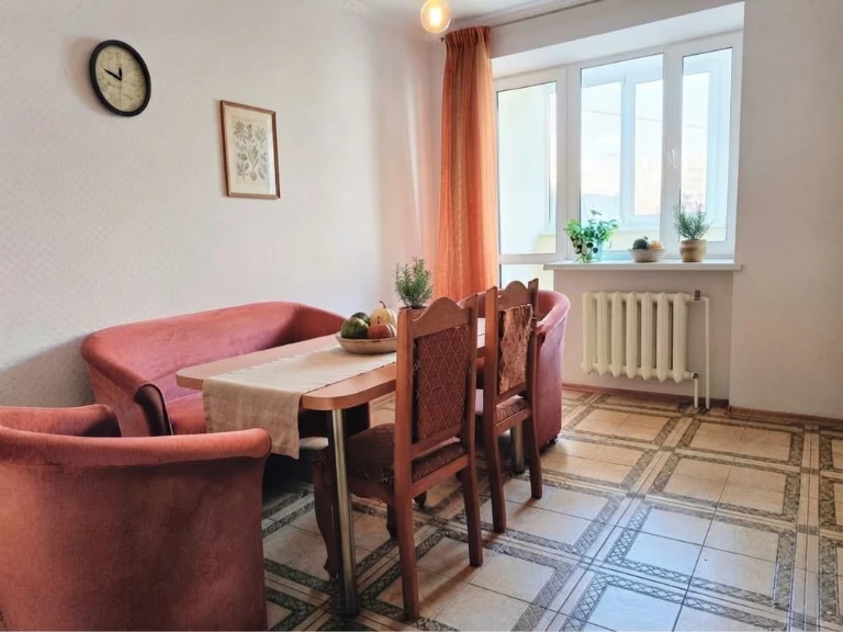 ТЕРМІНОВО! 3-кімнатна квартира 82 м² — Кадетський Гай, 3, Со
