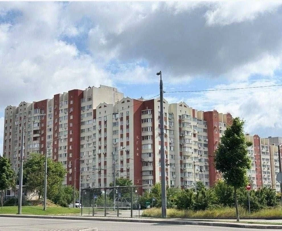 ТЕРМІНОВО! 3-кімнатна квартира 82 м² — Кадетський Гай, 3, Со