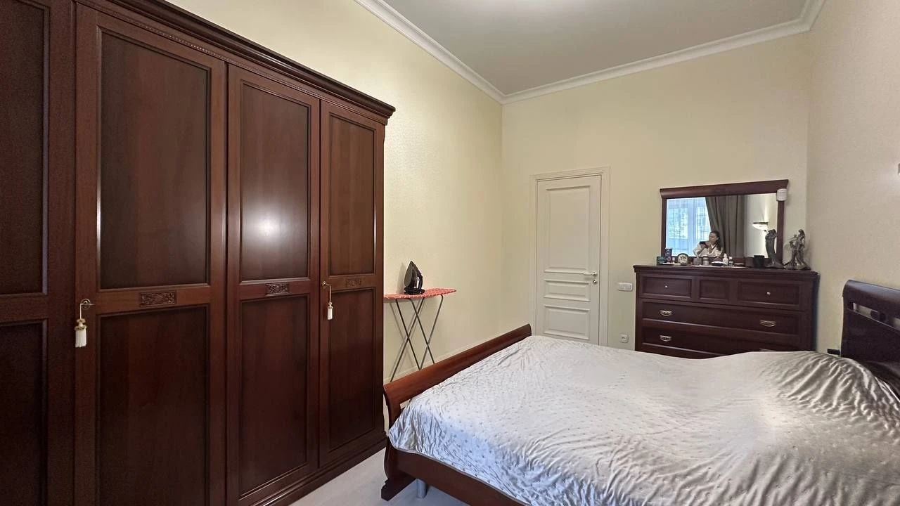 Продаж трикімнатної квартири в Києві,  76.5м2, 2 поверх, вул