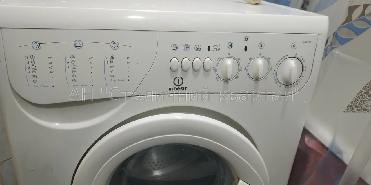Продаж двокімнатної квартири. НАУ. Гузара, 8.