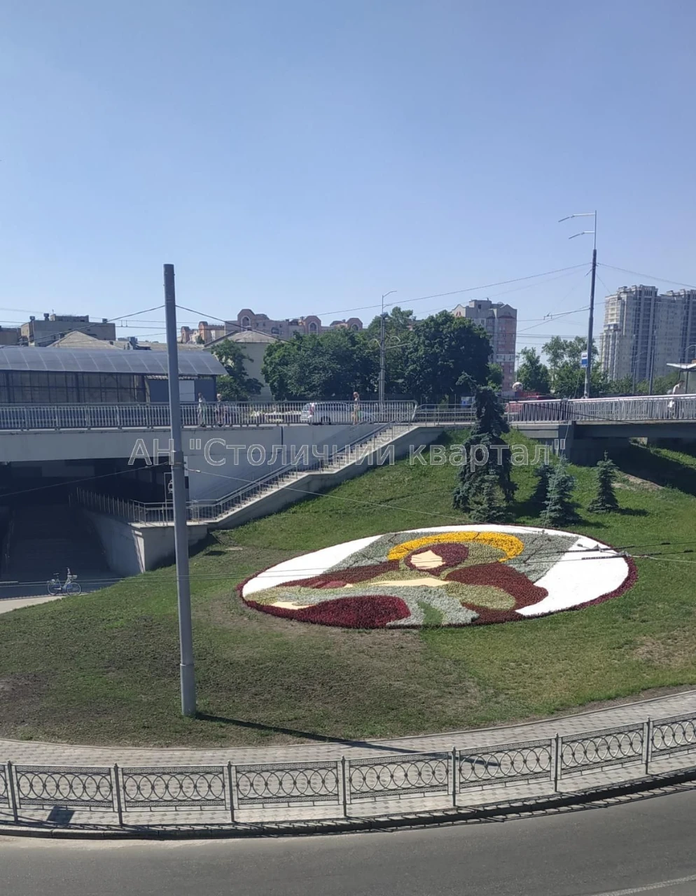 Продаж двокімнатної квартири. НАУ. Гузара, 8.