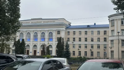 Продаж двокімнатної квартири. НАУ. Гузара, 8.