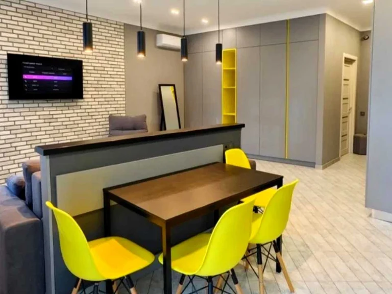 Apartment. Odessa, Genueska Street