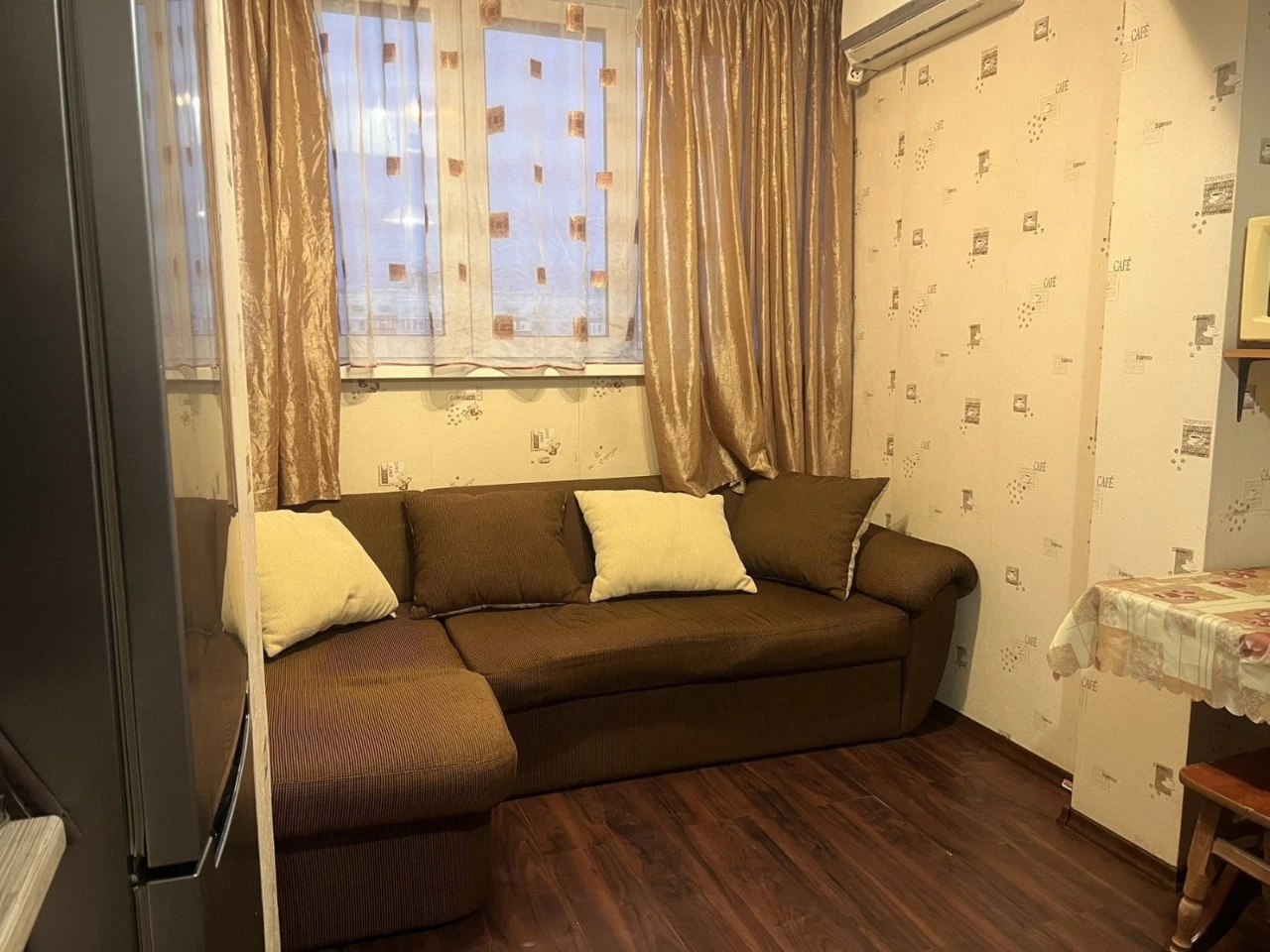 Оренда довгострокова 1к квартири Осокорки, вул Урлівська, 13
