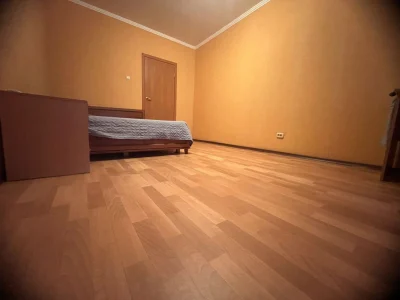 Оренда довгострокова 1к квартири Осокорки, вул Урлівська, 13