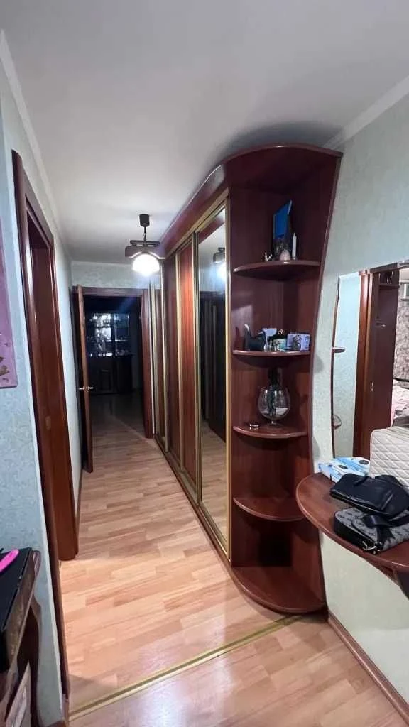 Продам шикарную 3-к квартиру Янгеля Титова Незалежности Апол