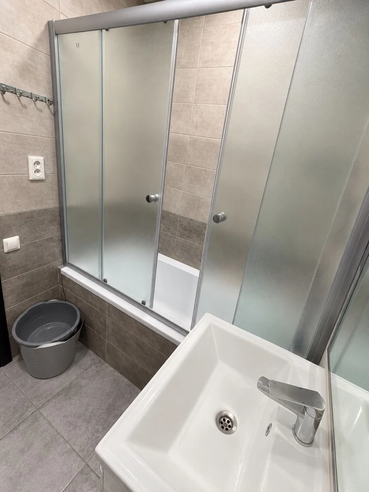 Продам 2к квартиру с ремонтом ул В Слипака Ермоловой 12 кв.