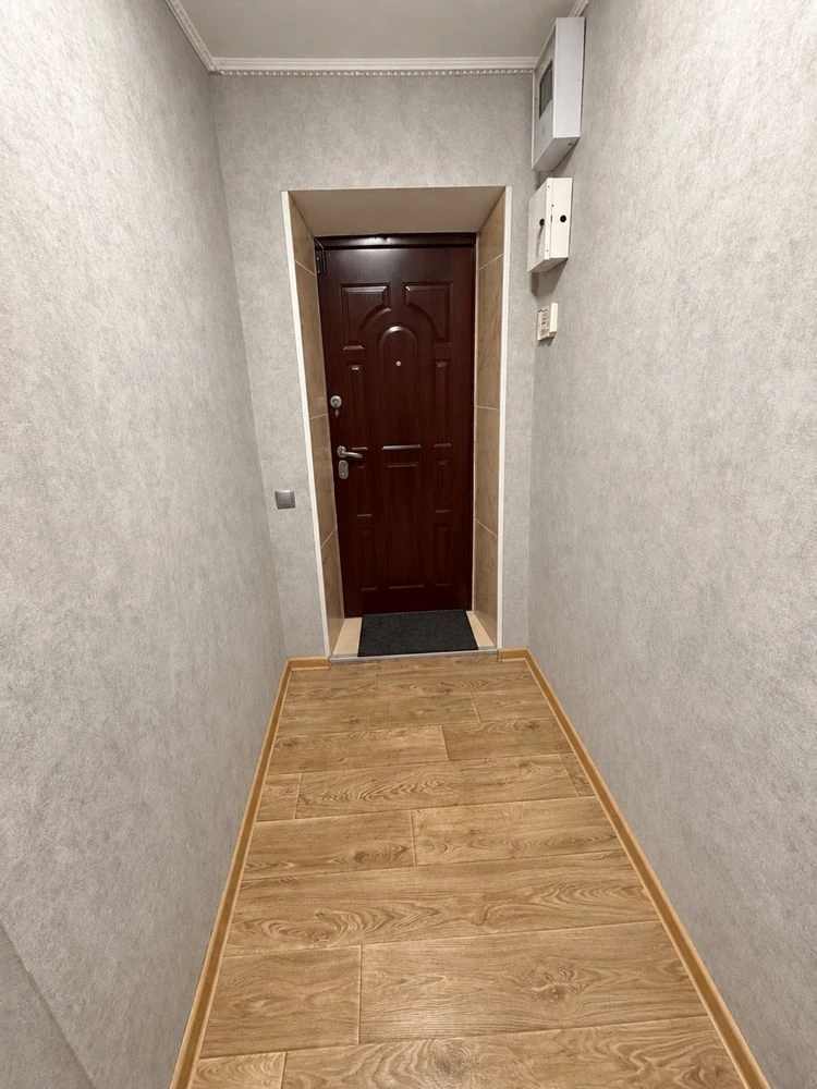 Продам 2к квартиру с ремонтом ул В Слипака Ермоловой 12 кв.