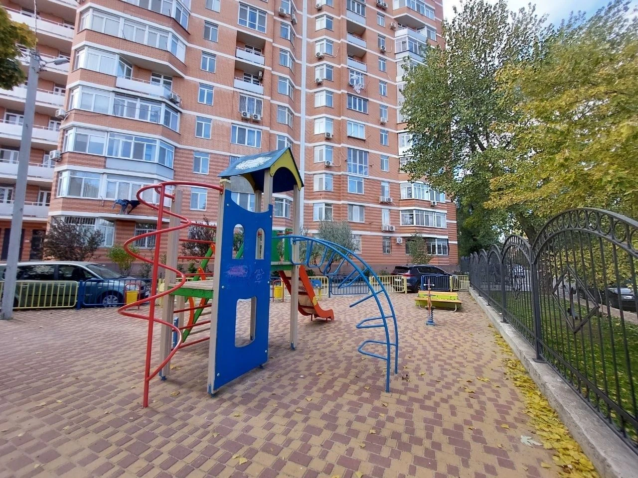 2х комн.квартира  в ЖК Романовский.  Парк , рынок . Генерато
