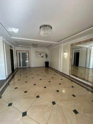 Продам 1 кімнатну квартиру з ремонтом в сучасному, автономно