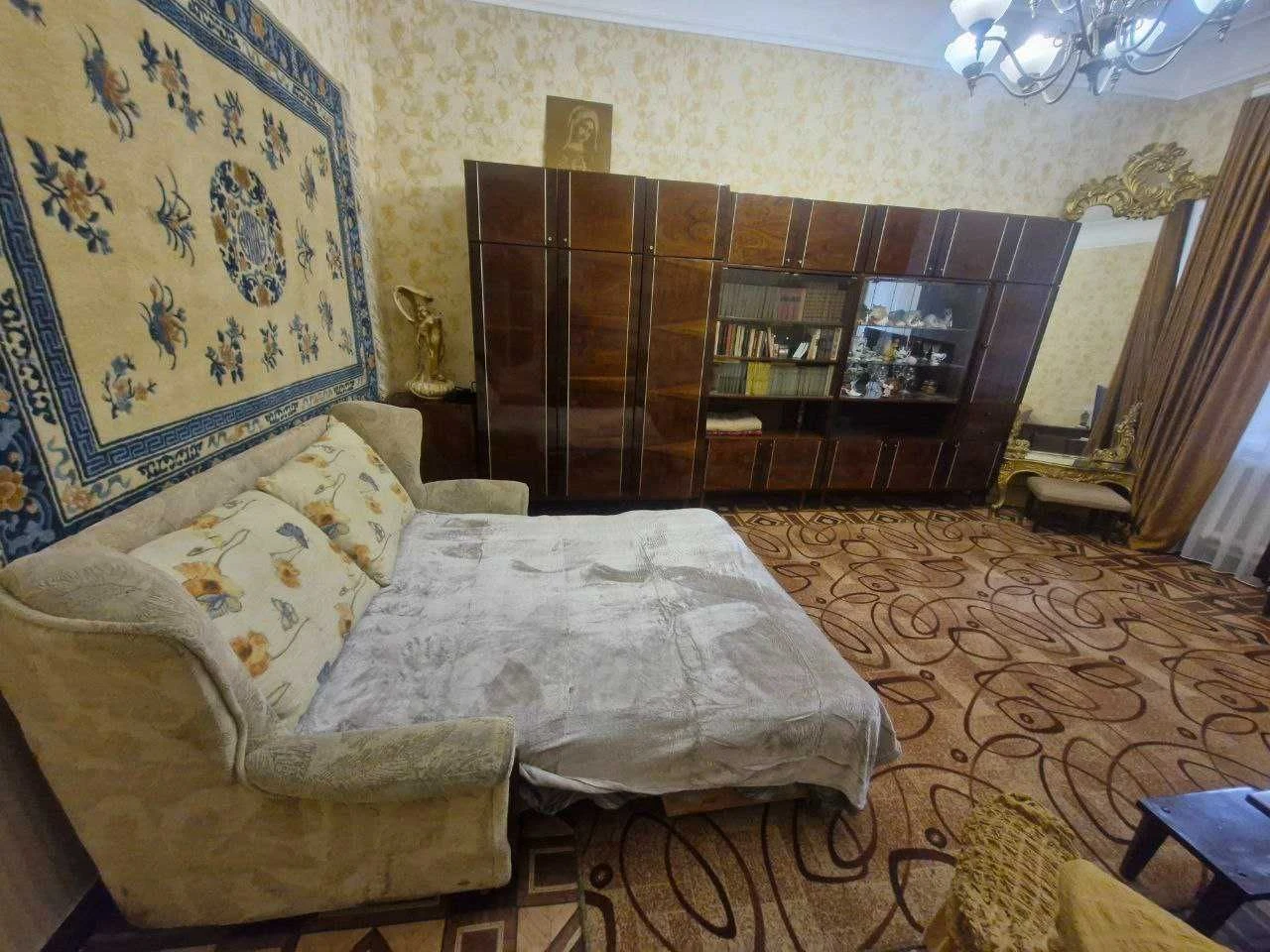 Центр Продам квартиру  возле Нового рынка