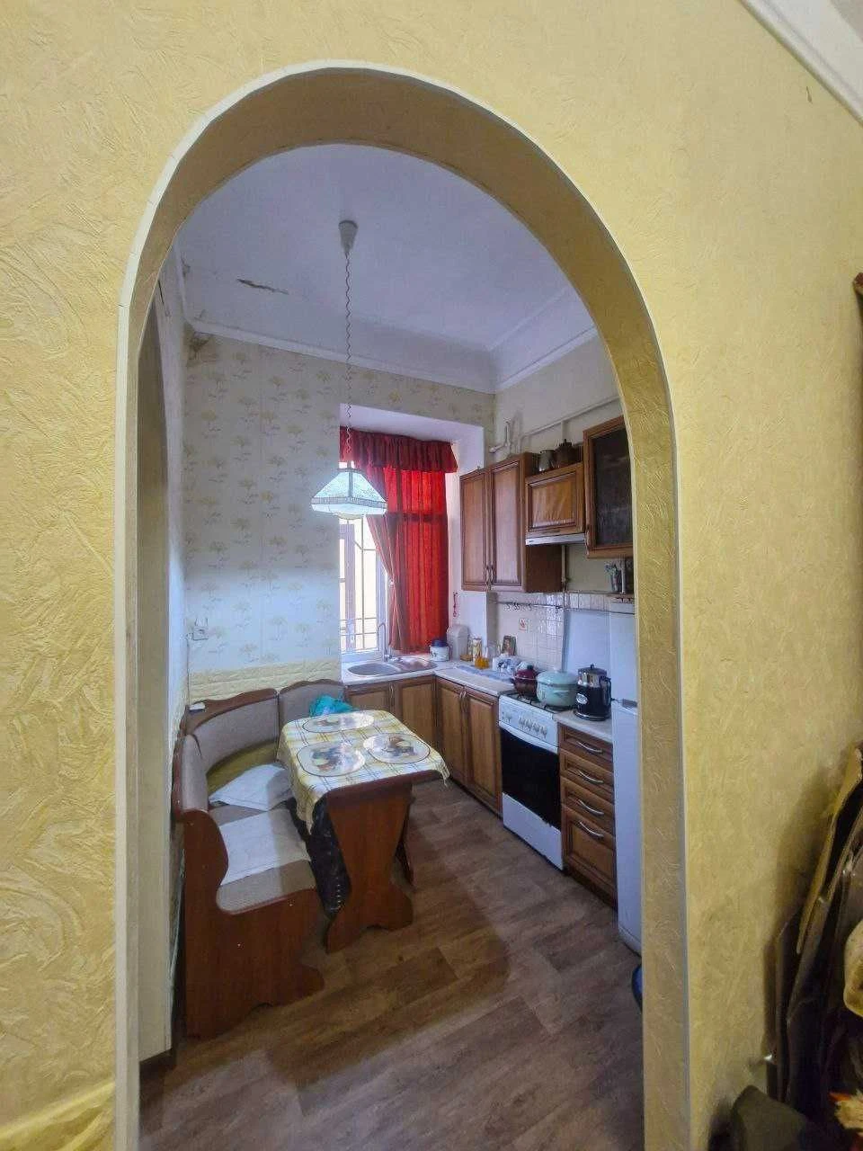 Центр Продам квартиру  возле Нового рынка