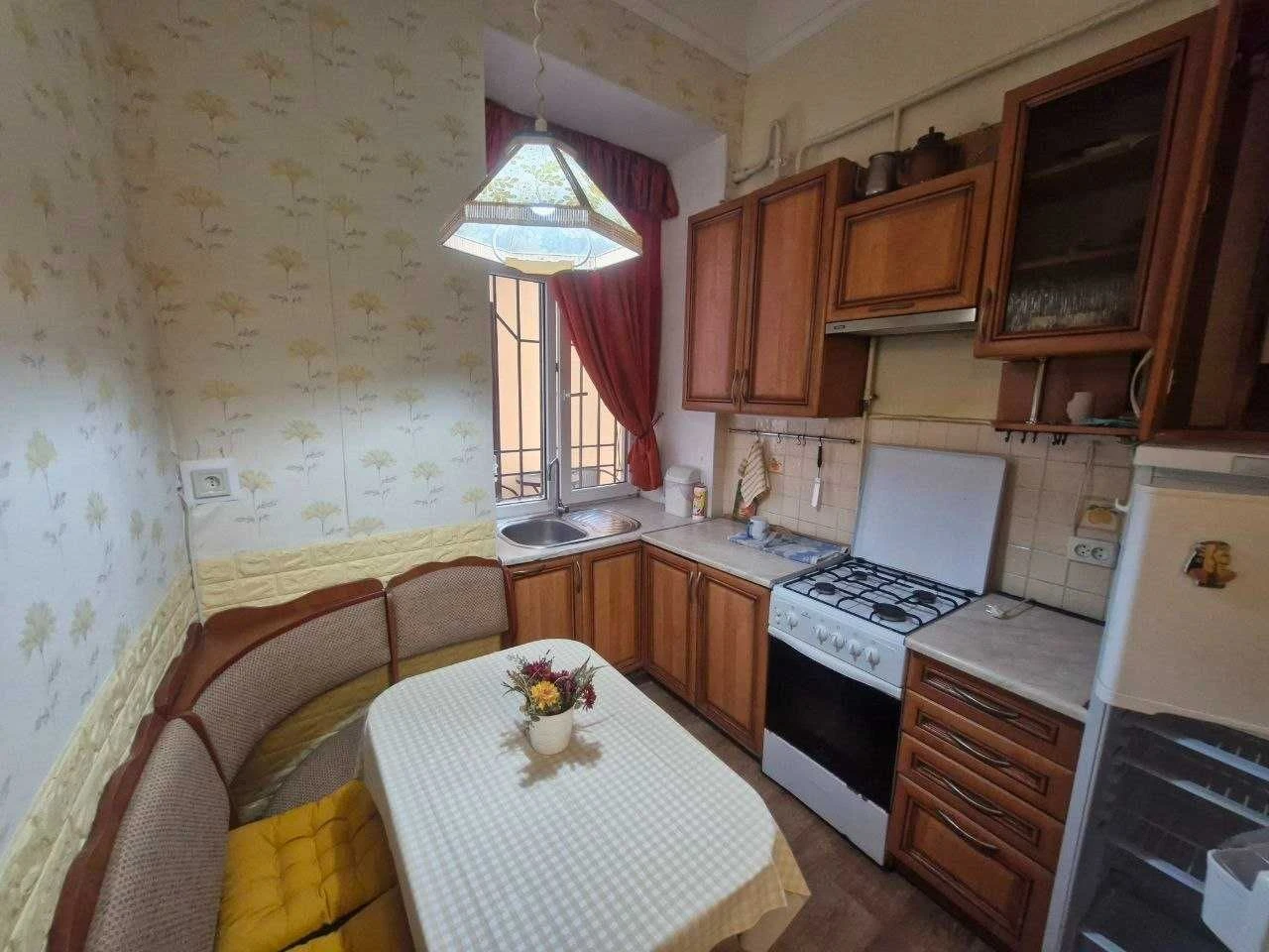 Центр Продам квартиру  возле Нового рынка