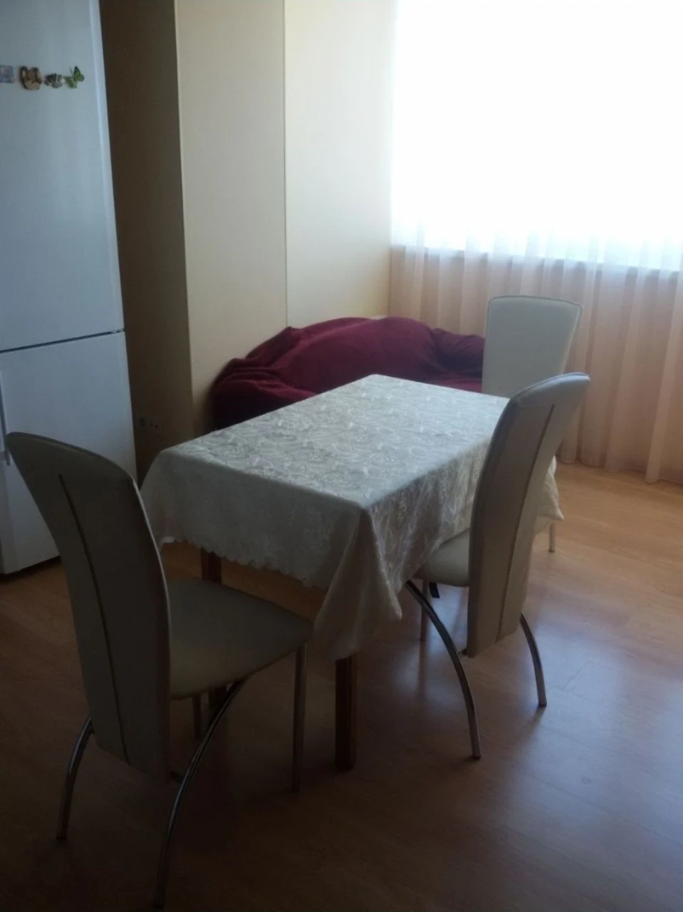 Продам 2-х комнатную на Пишоновской , центр