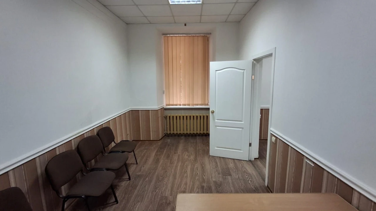 Продам 1 комнатную Конная/Украинский театр
