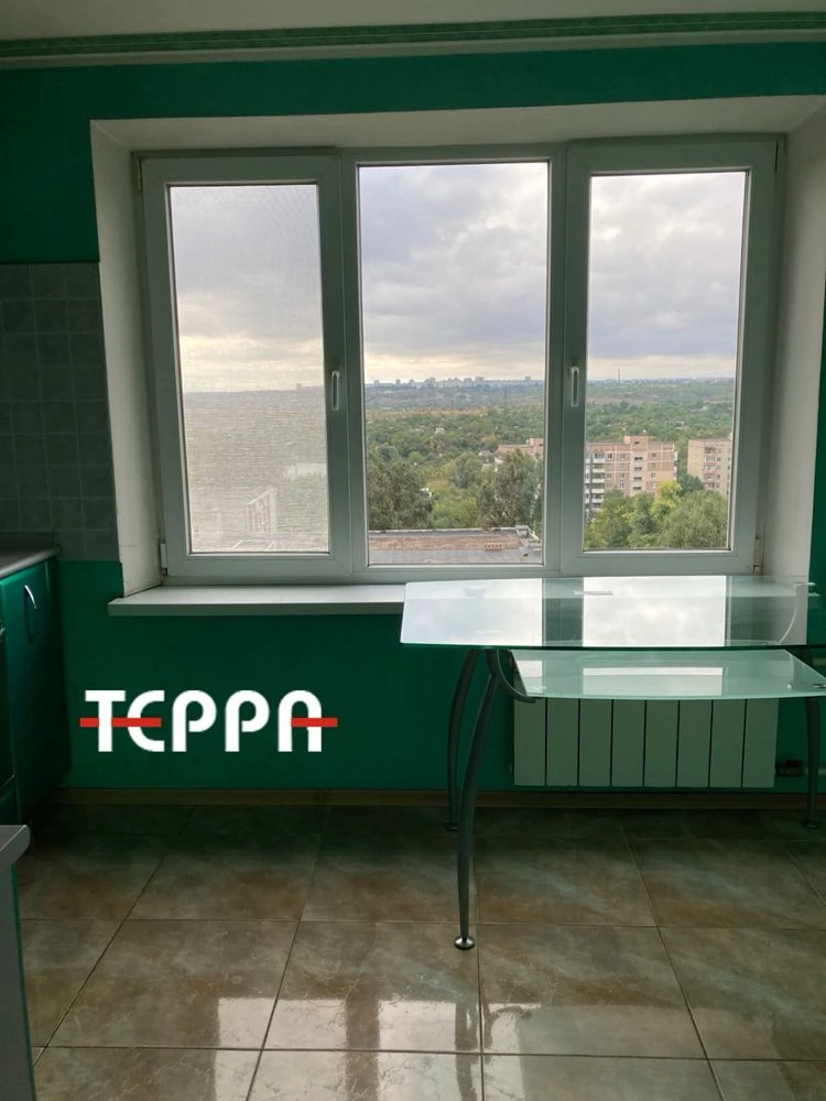 Продаж 2-кімнатної квартир, оеремі кімнати, Правий