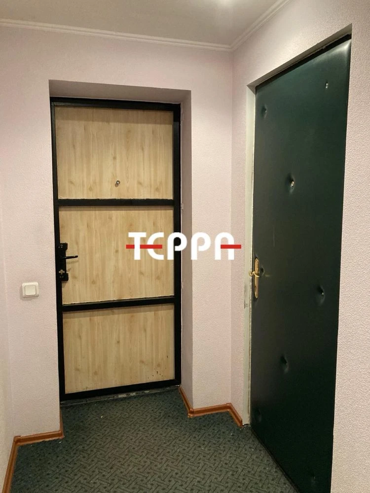 Продаж 2-кімнатної квартир, оеремі кімнати, Правий