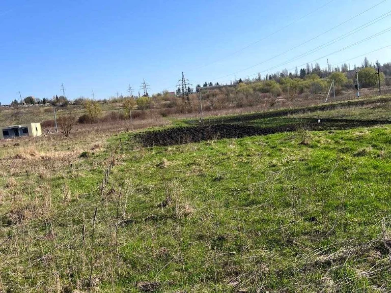 Land. Kamianets-Podilsky