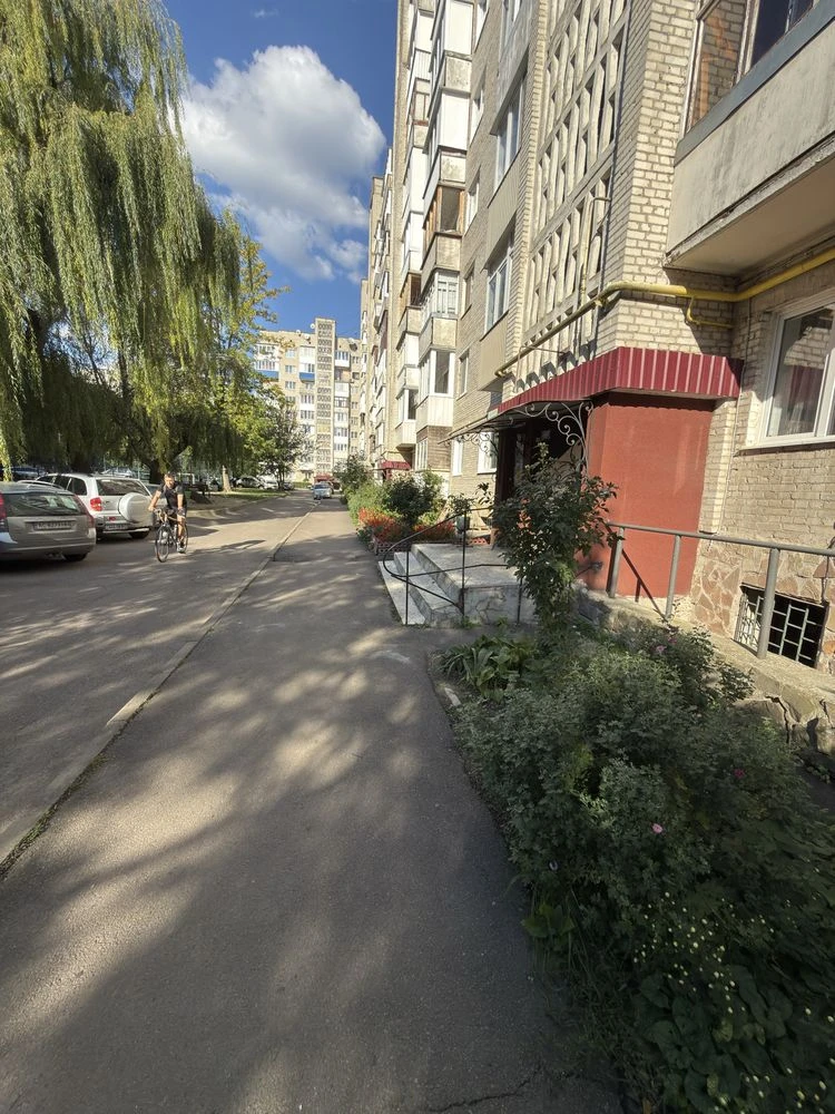 ПРОДАЖ 3-Кім. КВАРТИРИ | м.Луцьк біля ТЦ  «Промінь»