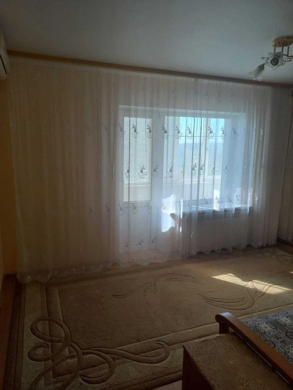 Own 1 room apartment in the center of Peskova