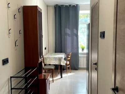 Rent of a 1-room apartment 40 m² 2nd floor in a 3-story brick building.