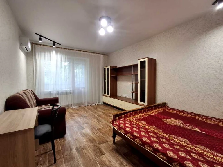 Квартира. Киев, улица Драгомынова