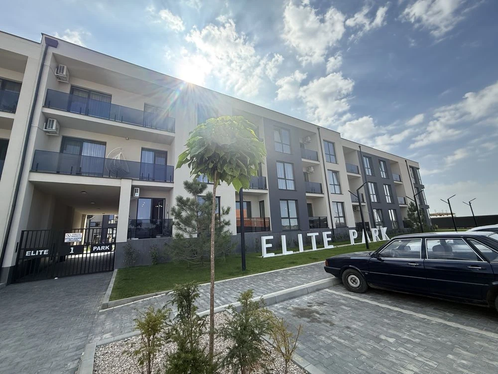 Продаж 1,5 кімнатної квартири 42,5 кв м Elit Park  містечко