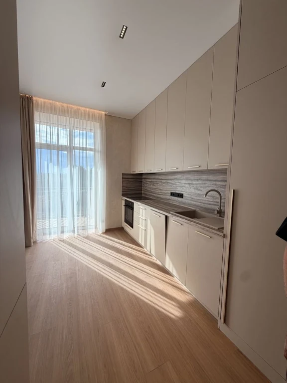 Продаж 1,5 квартири/ новобудова