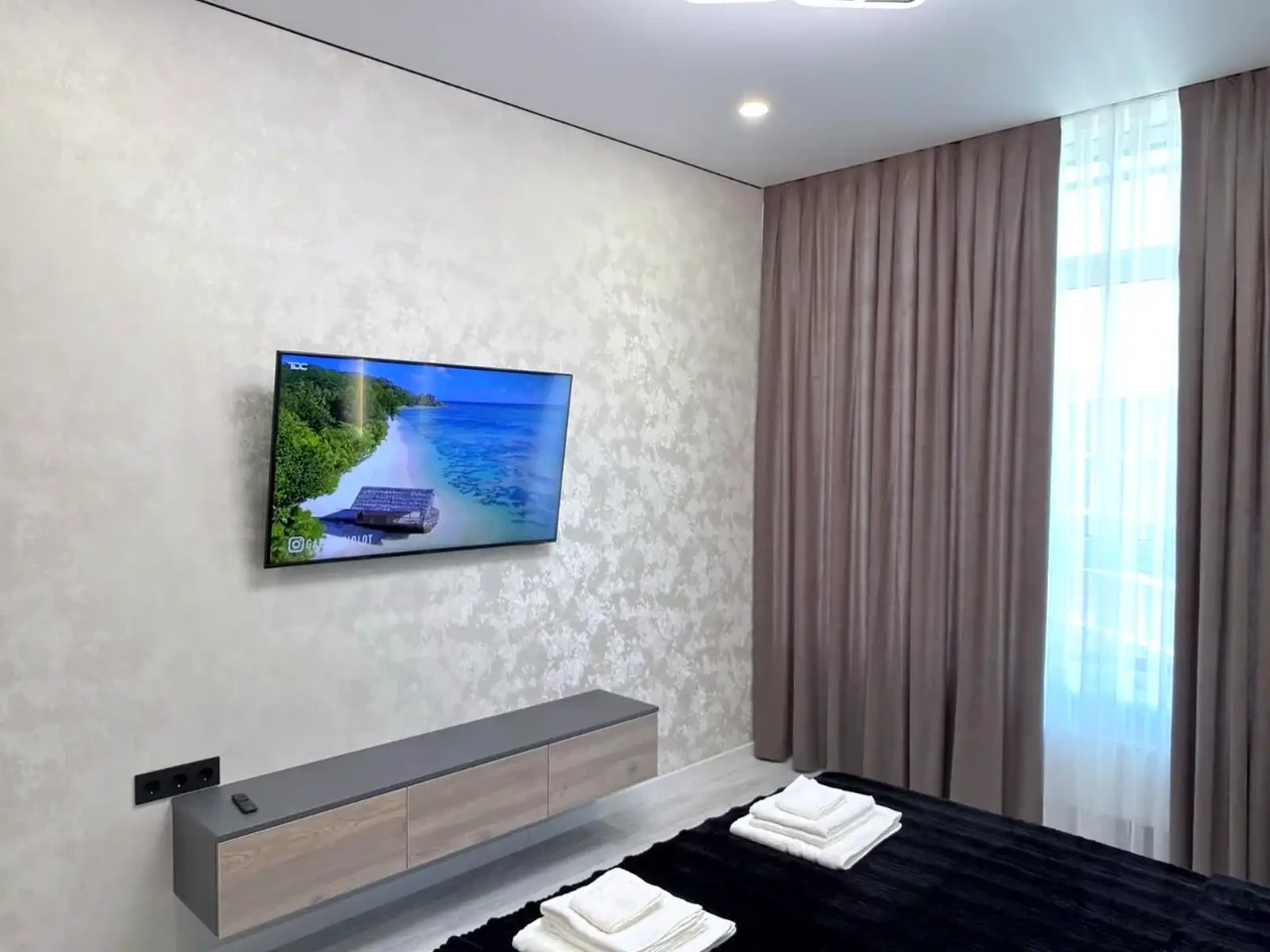 Оренда квартири 2-кімн. 45 м² 17/25 пов.