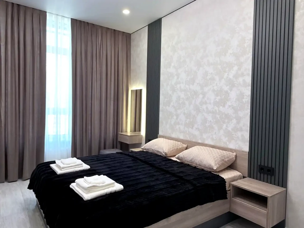 Оренда квартири 2-кімн. 45 м² 17/25 пов.