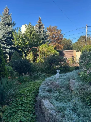Sale of a House by the Sea | 9th Station of the Great Fountain