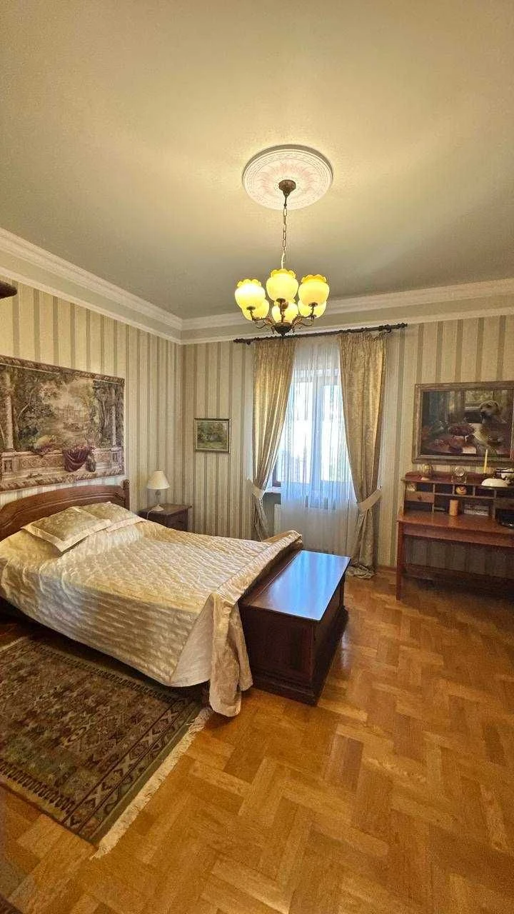 Sale of a House by the Sea | 9th Station of the Great Fountain