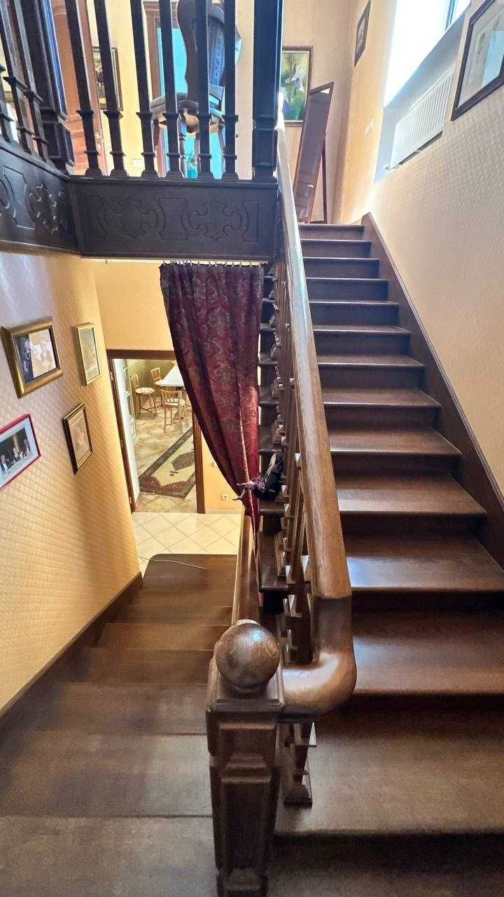 Sale of a House by the Sea | 9th Station of the Great Fountain