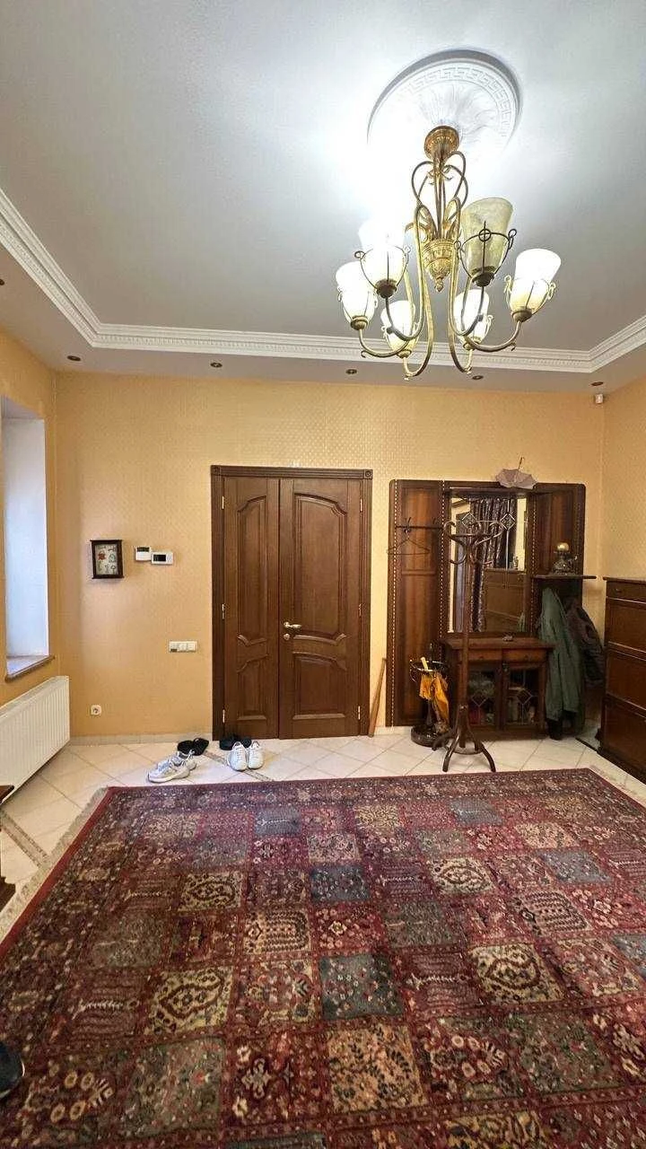 Sale of a House by the Sea | 9th Station of the Great Fountain