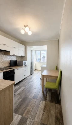Продаж 2-к квартири, Оболонь, Івасюка 20, Парк Наталка, метр
