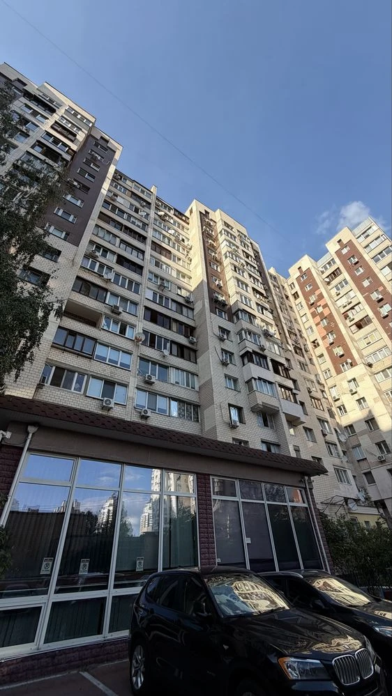 Продаж 2-к квартири, Оболонь, Івасюка 20, Парк Наталка, метр