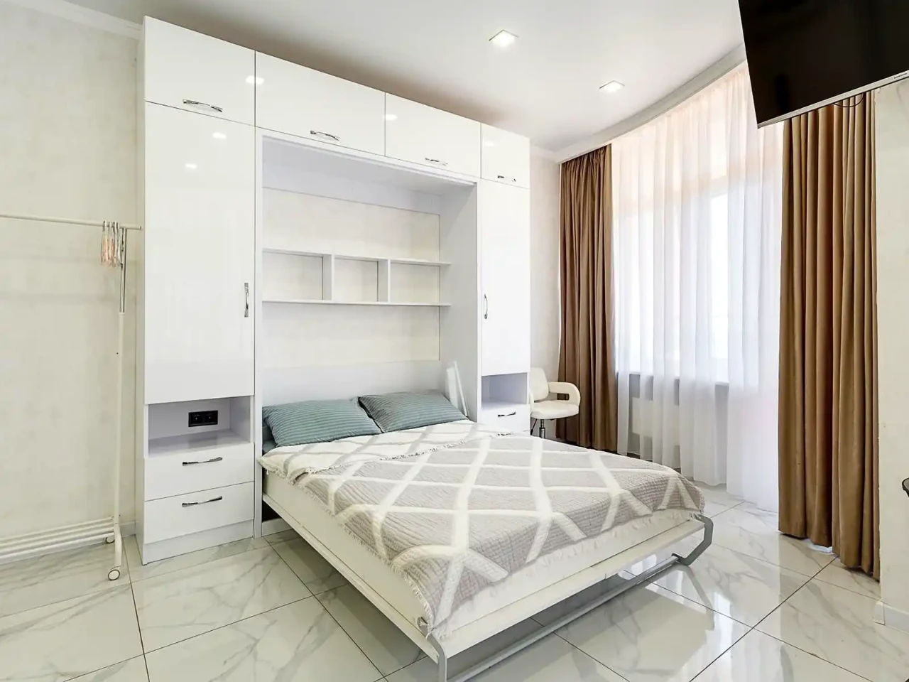 Сдается 1-комнатная квартира 40 м² на 23 этаже