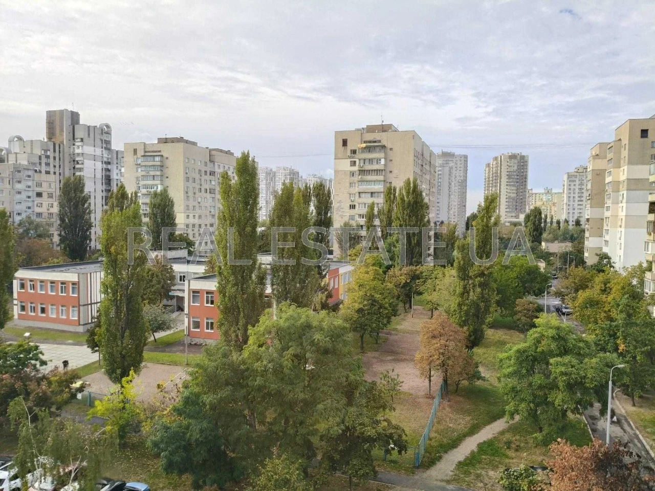 БЕЗ КОМІСІЇ. Продаж однокімнатної квартири під ремонт у піші