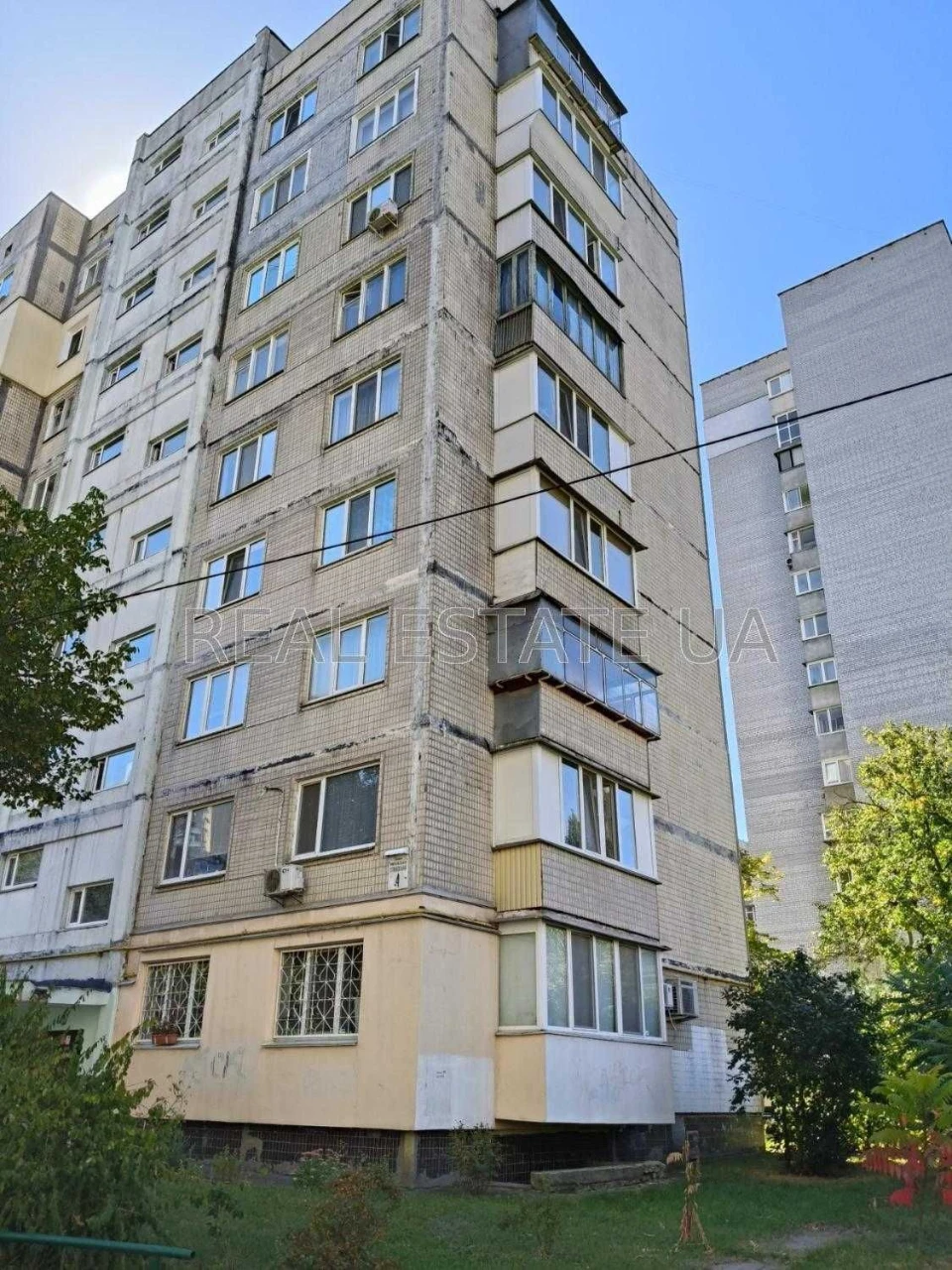 БЕЗ КОМІСІЇ. Продаж однокімнатної квартири під ремонт у піші