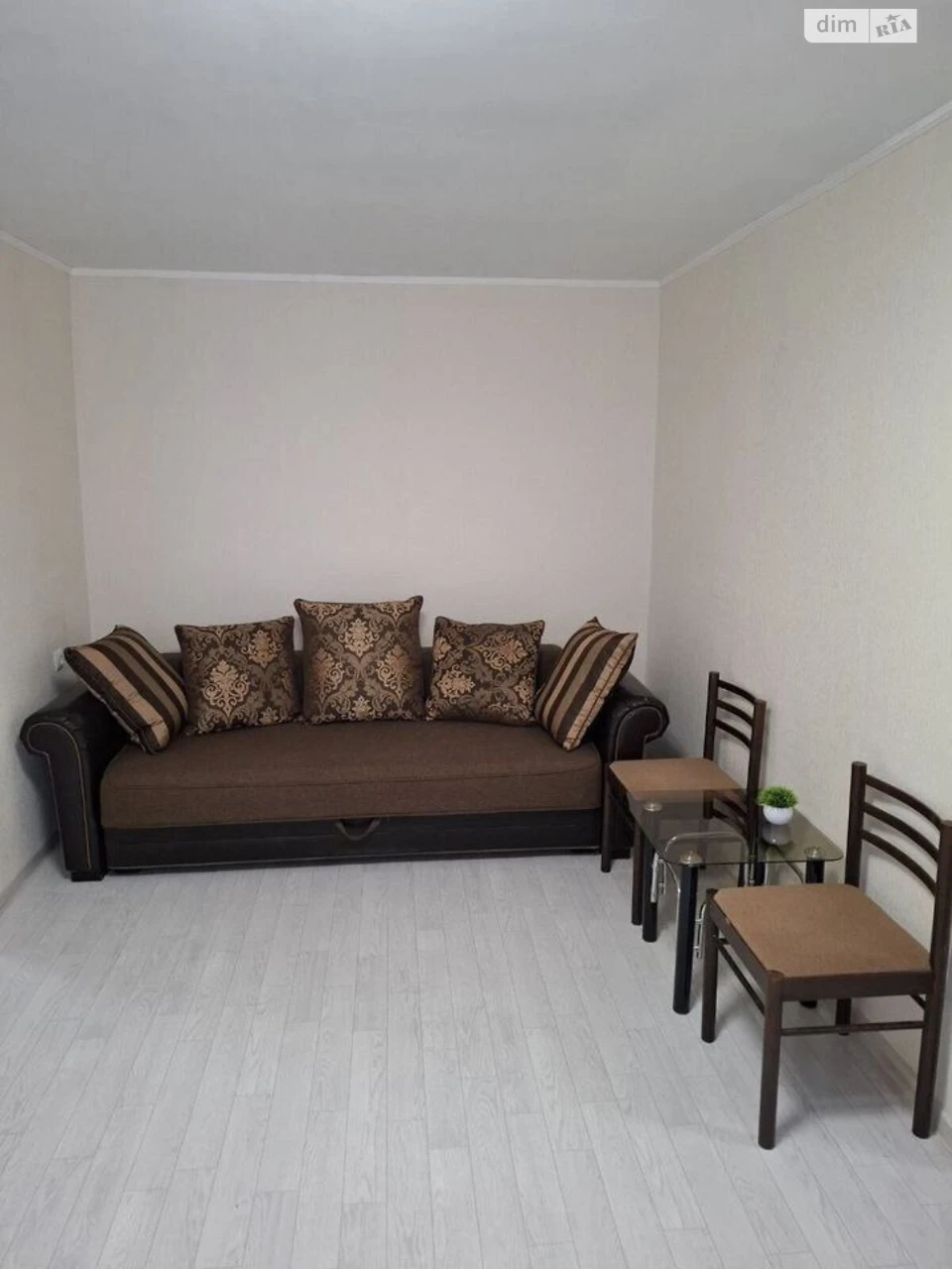 Long-Term Rental Apartment near the Train Station