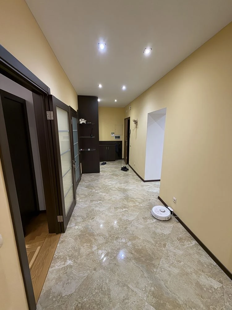 Sale of a 3-room apartment in K. Olgy