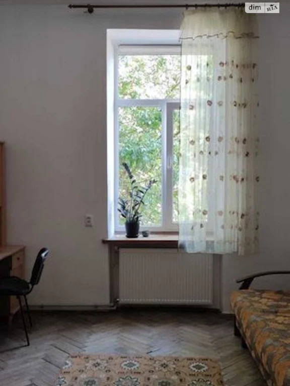 Apartment for Sale: Near the Train Station