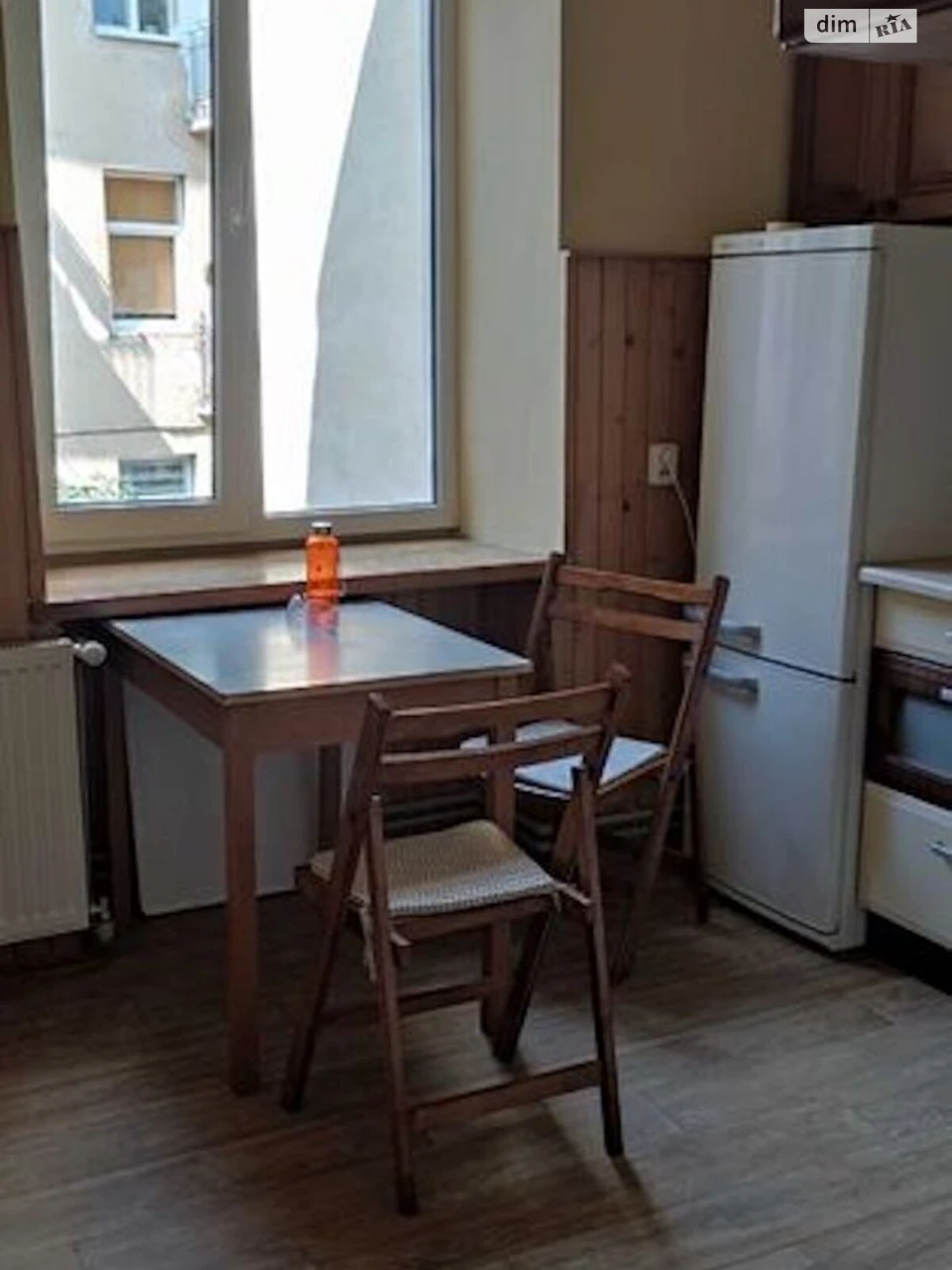 Apartment for Sale: Near the Train Station