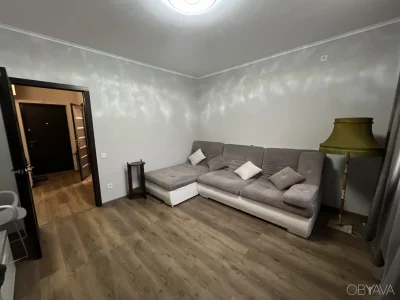 2-комнатная квартира, 77 кв.м