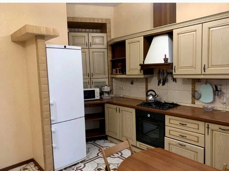 Apartment. Jewish Street, Odessa