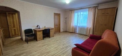 Продажа 4-комнальной квартиры в районе кинотеатра Мир