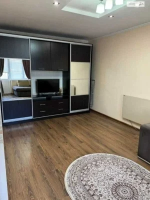 Long-Term Rental: Apartment in New World