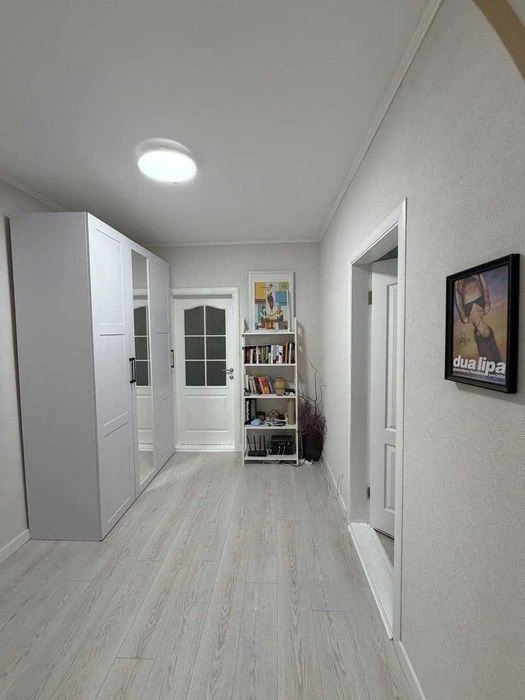 For sale 2-room apartment, Urlivska Street 17