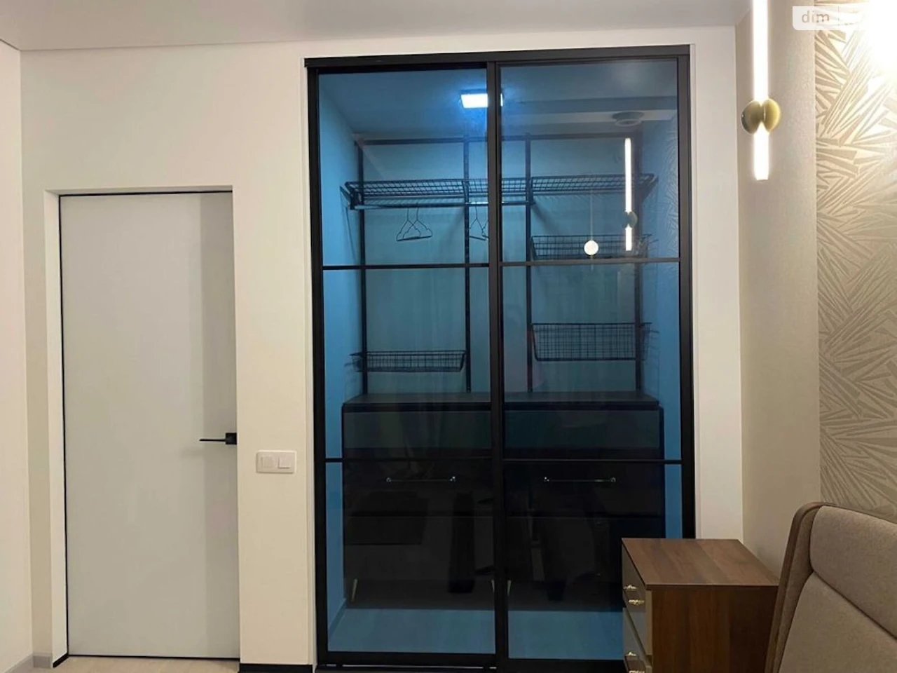 Sale of Apartment in New World