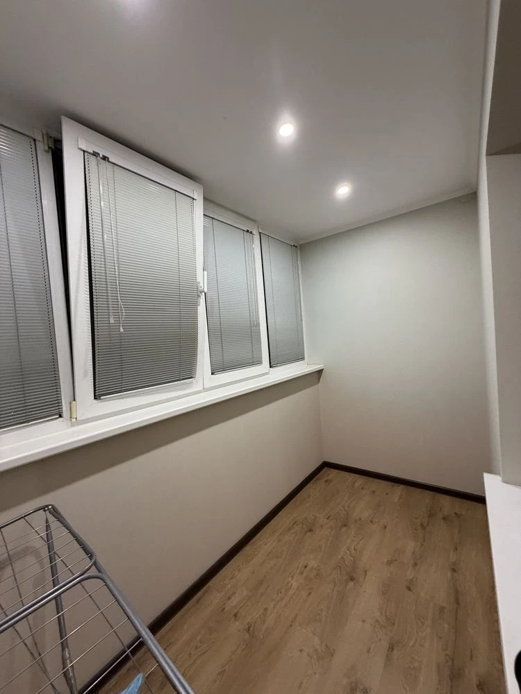 Apartment for Sale: 2-Bedroom, Urlivska 34